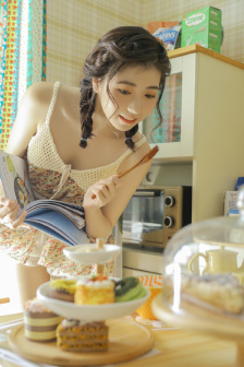 我靠美颜稳住天下小说